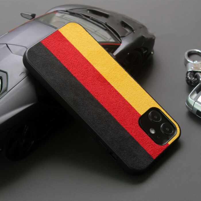 iphone 12 pro alcantara