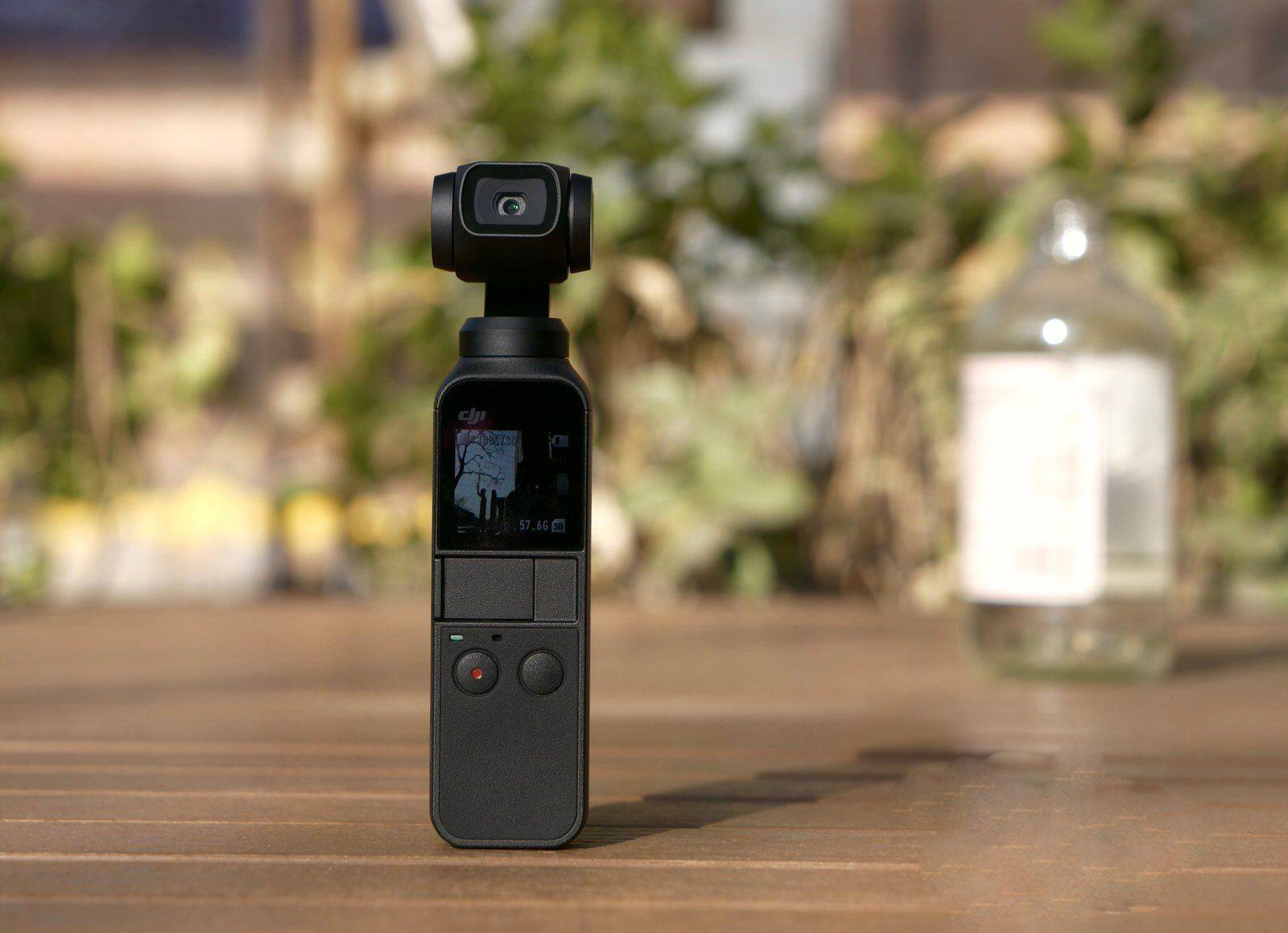 Dji Osmo Review >> Giztop Dji Osmo Pocket Camera Review Lipstick Size Volume Dji Osmo Review >> Giztop Dji Osmo Pocket Camera Review Lipstick Size Volume